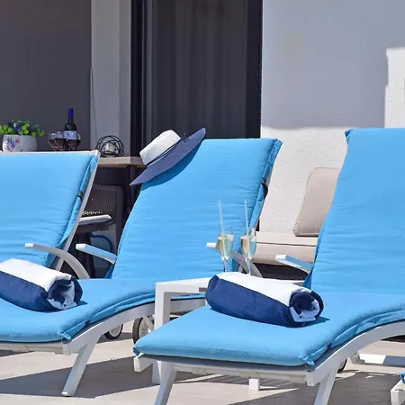 Alexandra - Βίλα