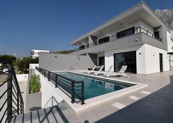 Βίλα Alexandra - Μακάρσκα