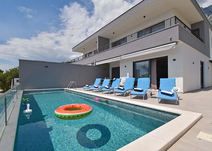 Βίλα Alexandra - Μακάρσκα