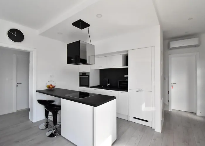 Alexandra - * Макарська